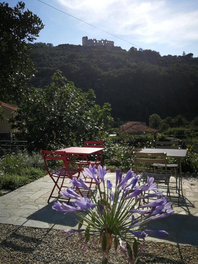 Castelli In Aria Bed & Breakfast Finale Ligure Exterior photo